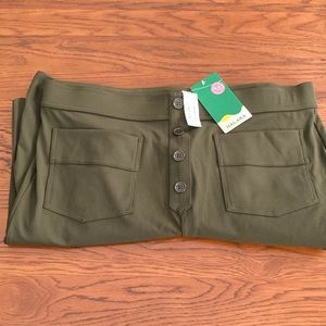 Halara high waisted button front straight leg pants.